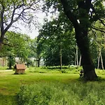 Hollicarrs - Pinewood Jaktstuga Riccall
